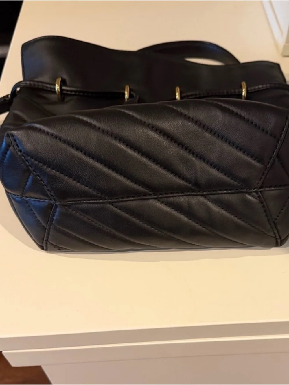 Tory Burch Kira Quilted Chevron Drawstring bucket Bag - Picture 4 of 8